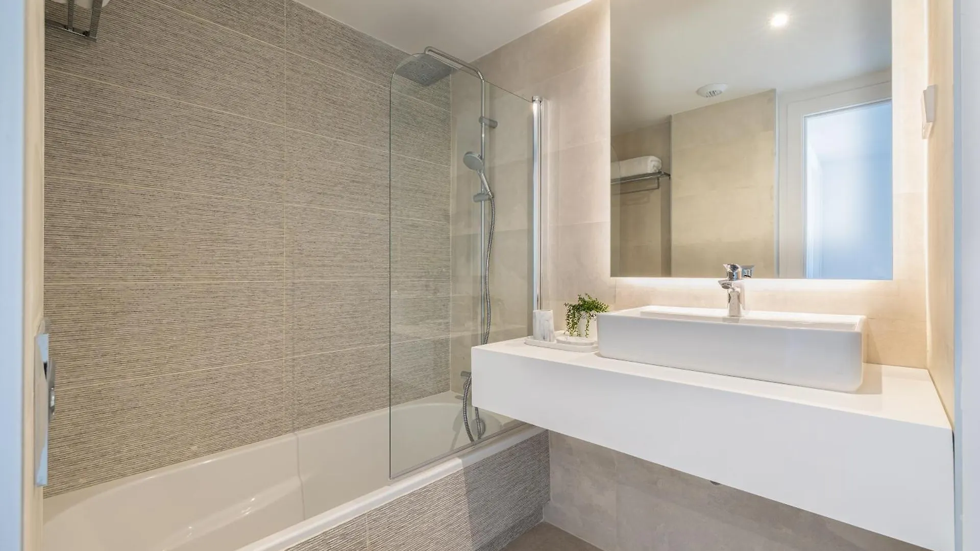 לה קאלה דה מיחאס Luxury House Chaparral Golf E70 By Aora Stay 0*, לה קאלה דה מיחאס